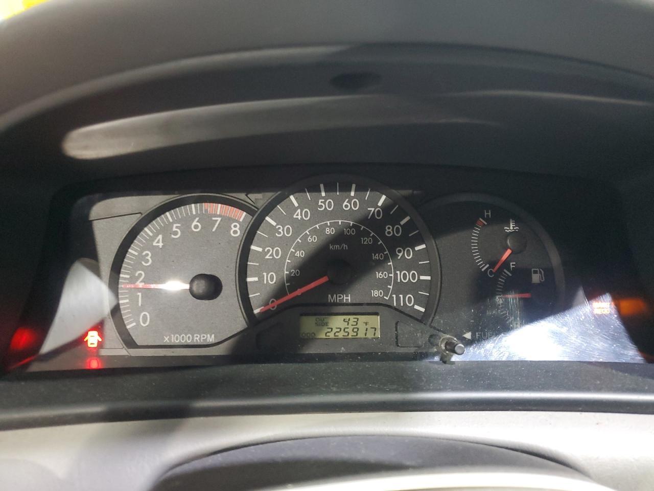 2005 TOYOTA COROLLA