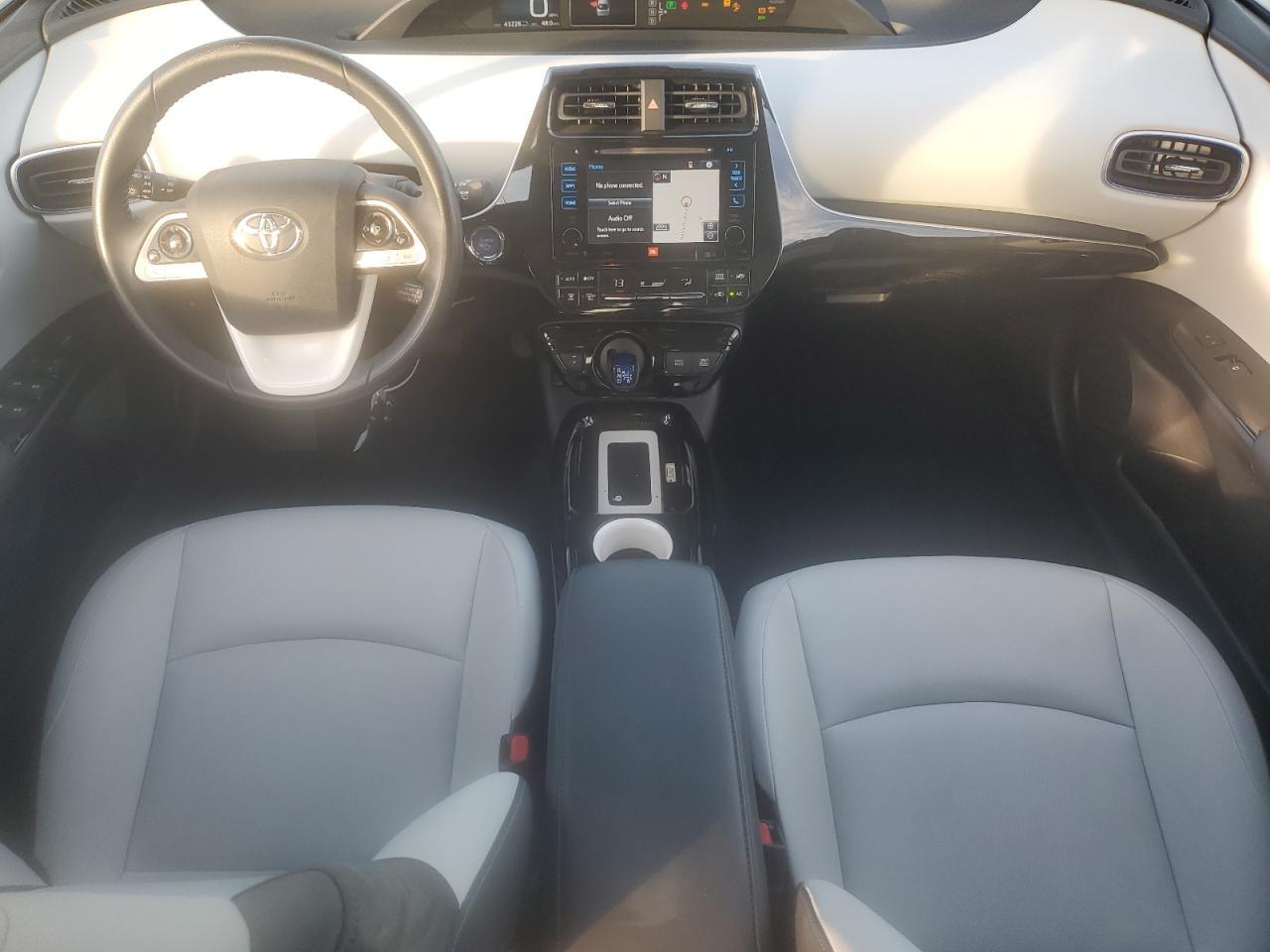 2017 TOYOTA PRIUS