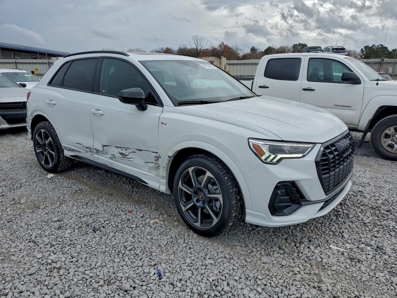 2025 AUDI Q3