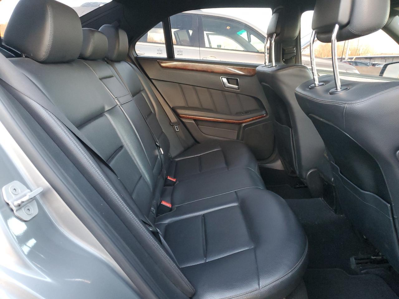 2013 MERCEDES-BENZ E-Class