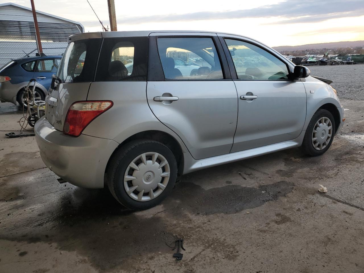 2006 TOYOTA SCION