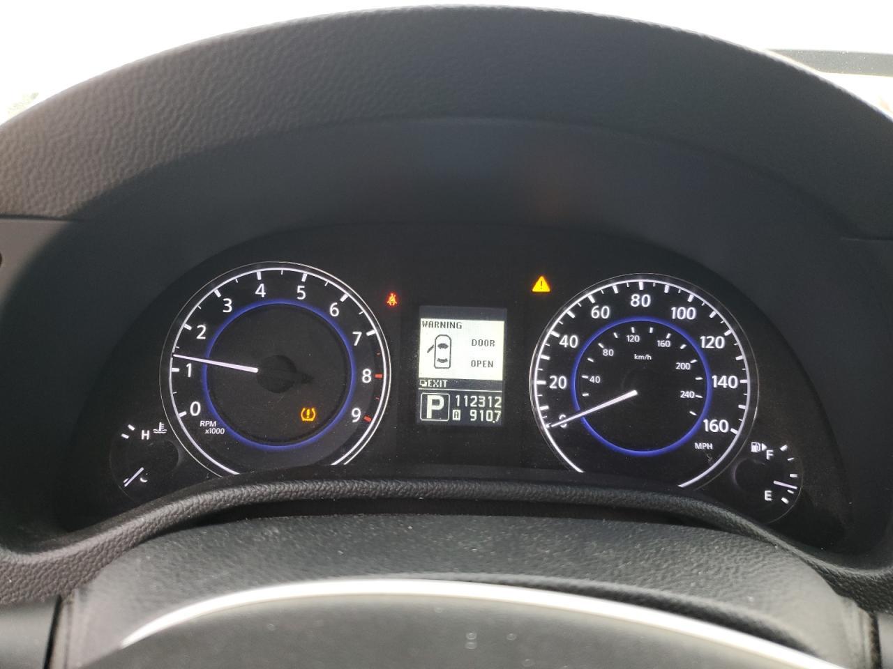 2012 INFINITI G37