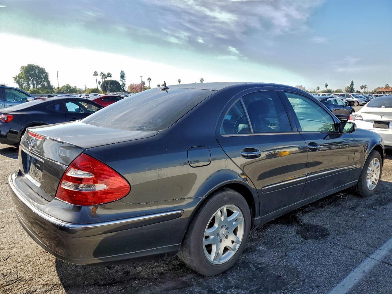 2003 MERCEDES-BENZ E-Class