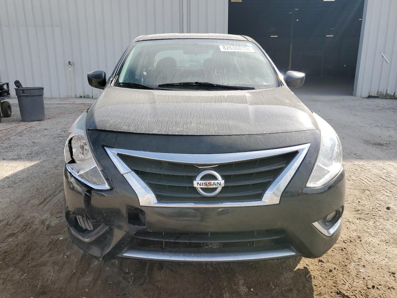 2015 NISSAN VERSA