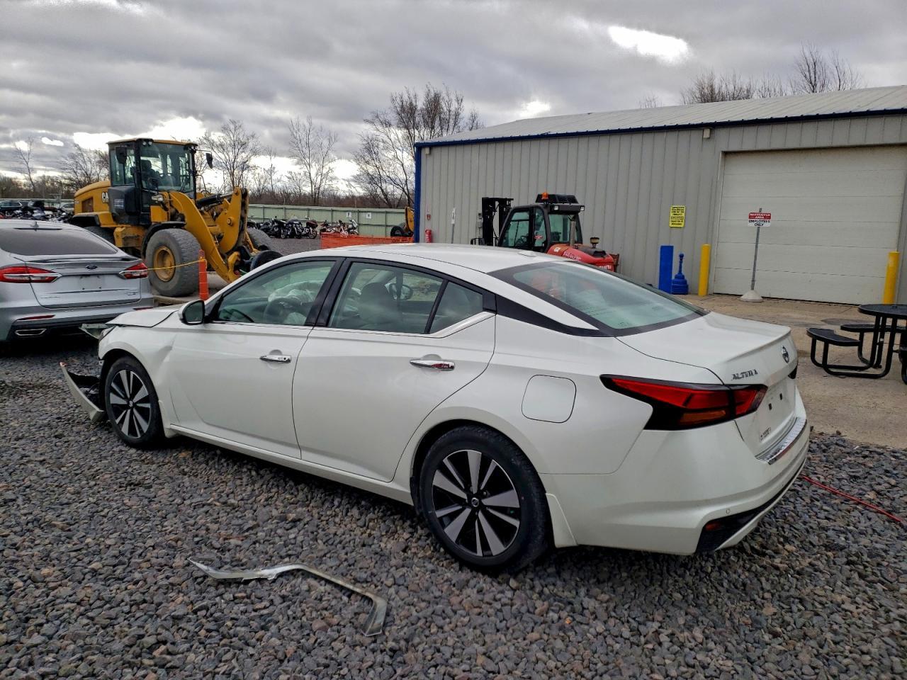 2022 NISSAN ALTIMA