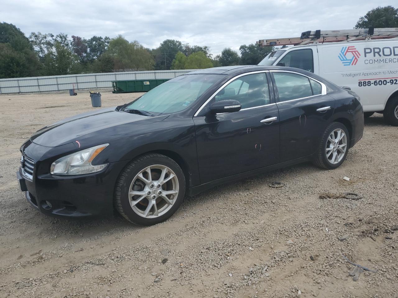 2013 NISSAN Maxima