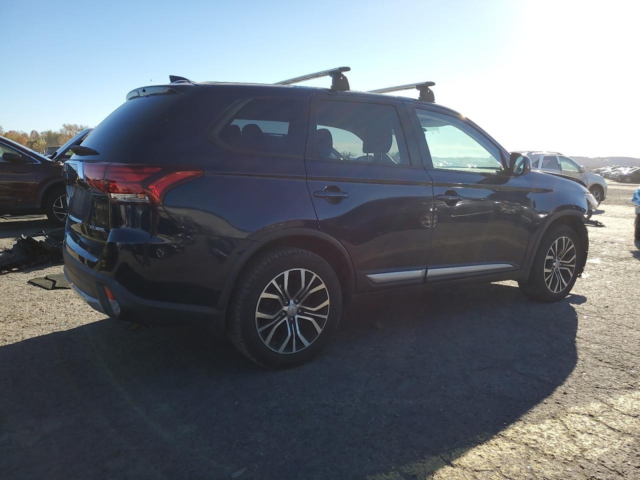 2018 MITSUBISHI outlander