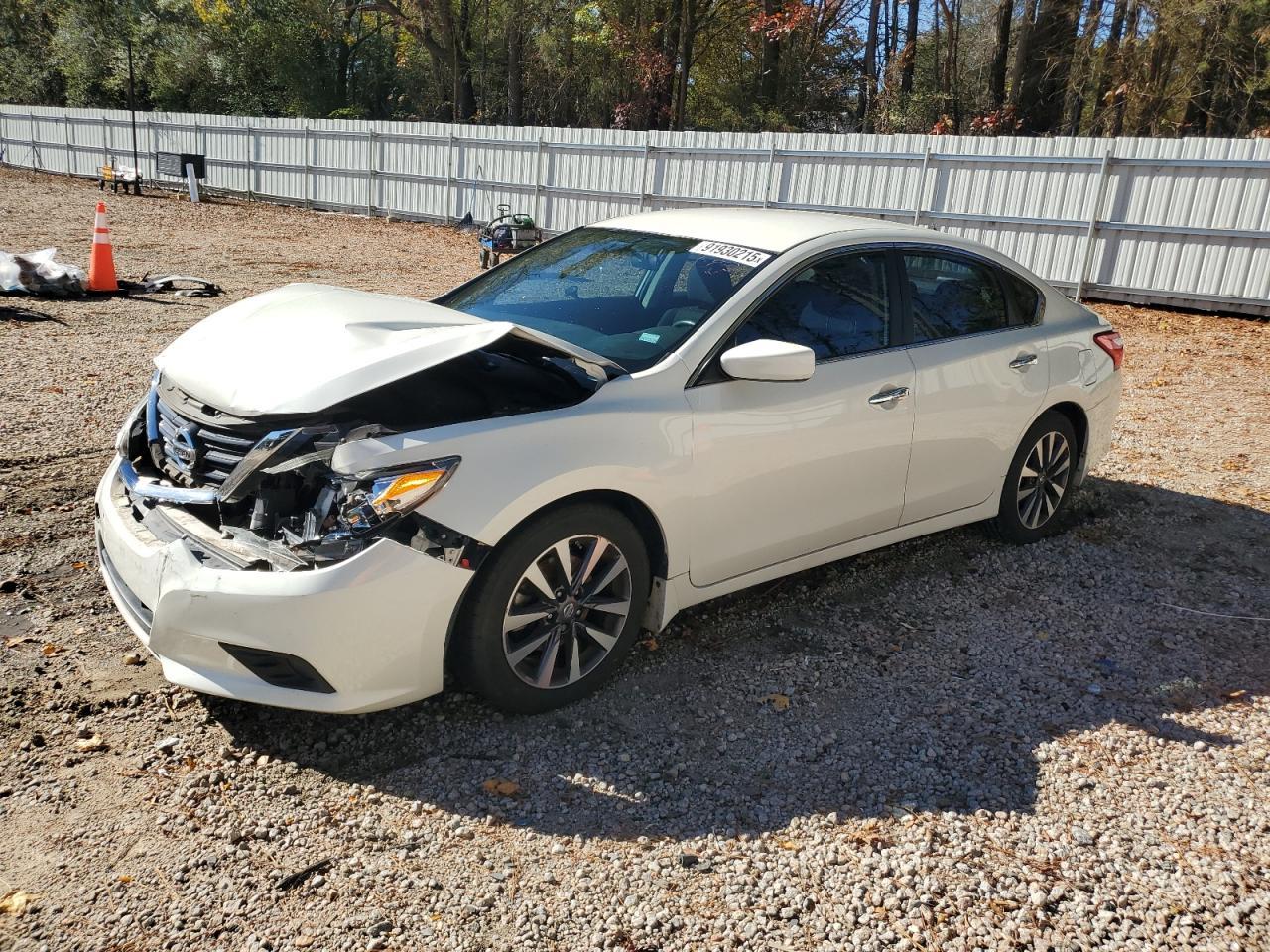 2017 NISSAN ALTIMA