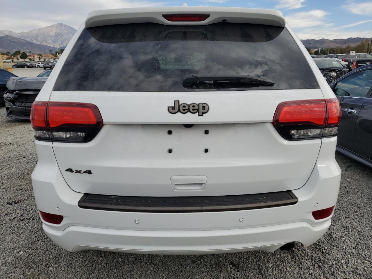 2017 JEEP Grand Cherokee