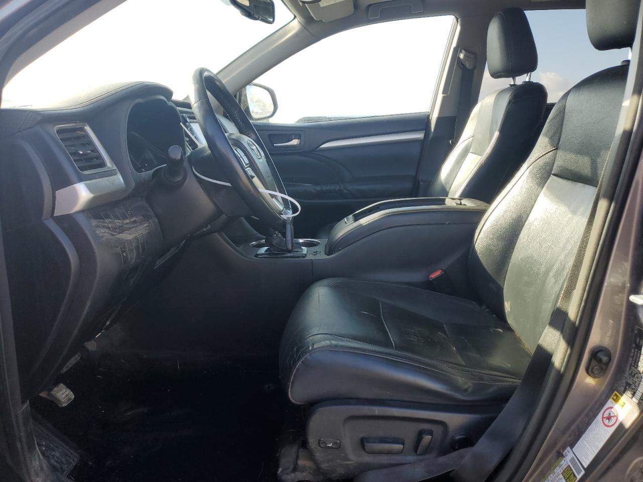 2014 TOYOTA HIGHLANDER