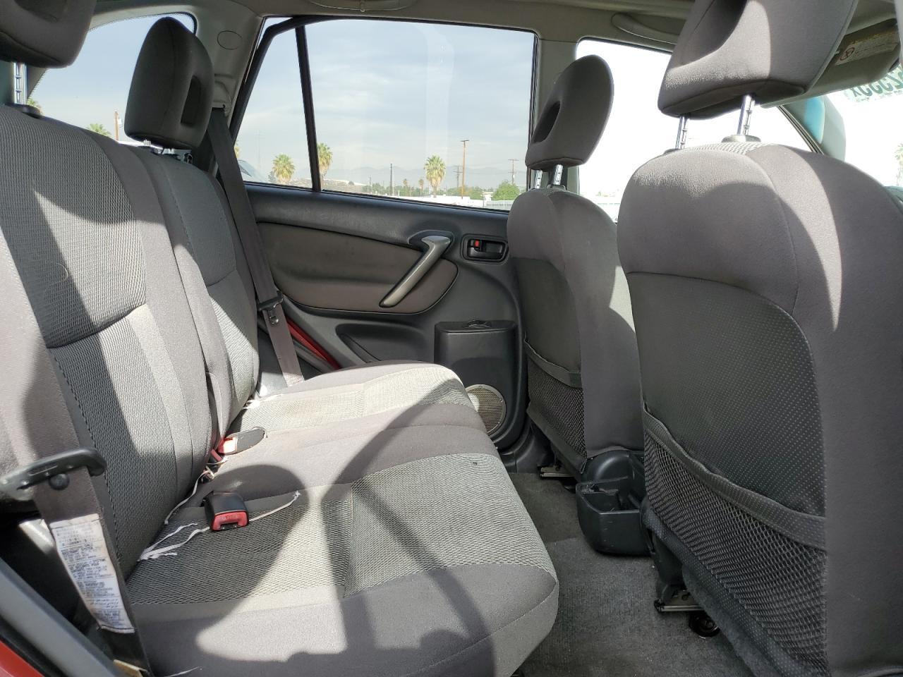2005 TOYOTA RAV4