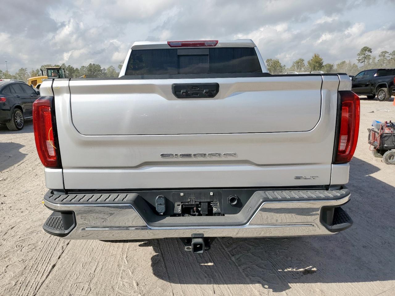 2022 GMC Sierra