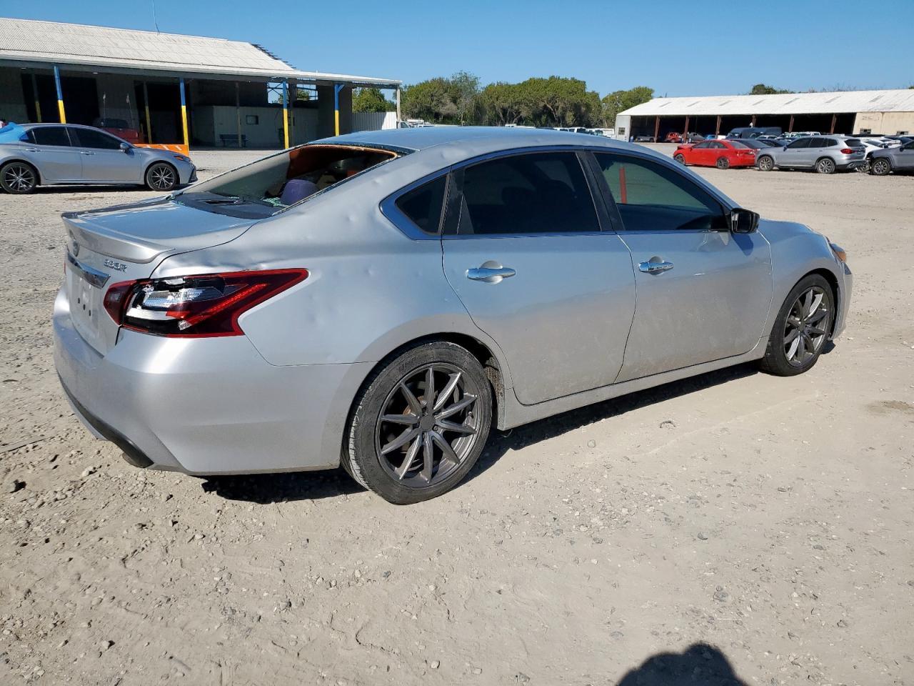 2017 NISSAN ALTIMA