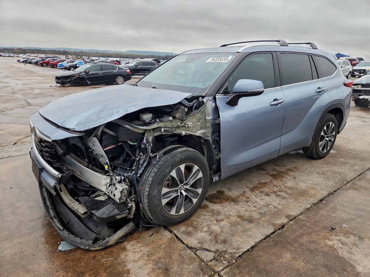 2020 TOYOTA HIGHLANDER
