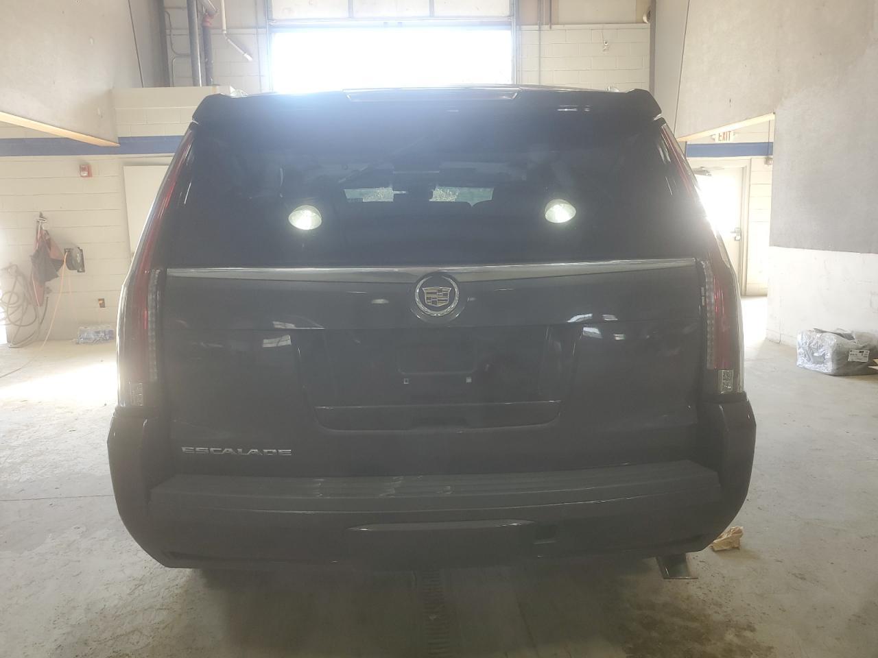 2015 CADILLAC ESCALADE