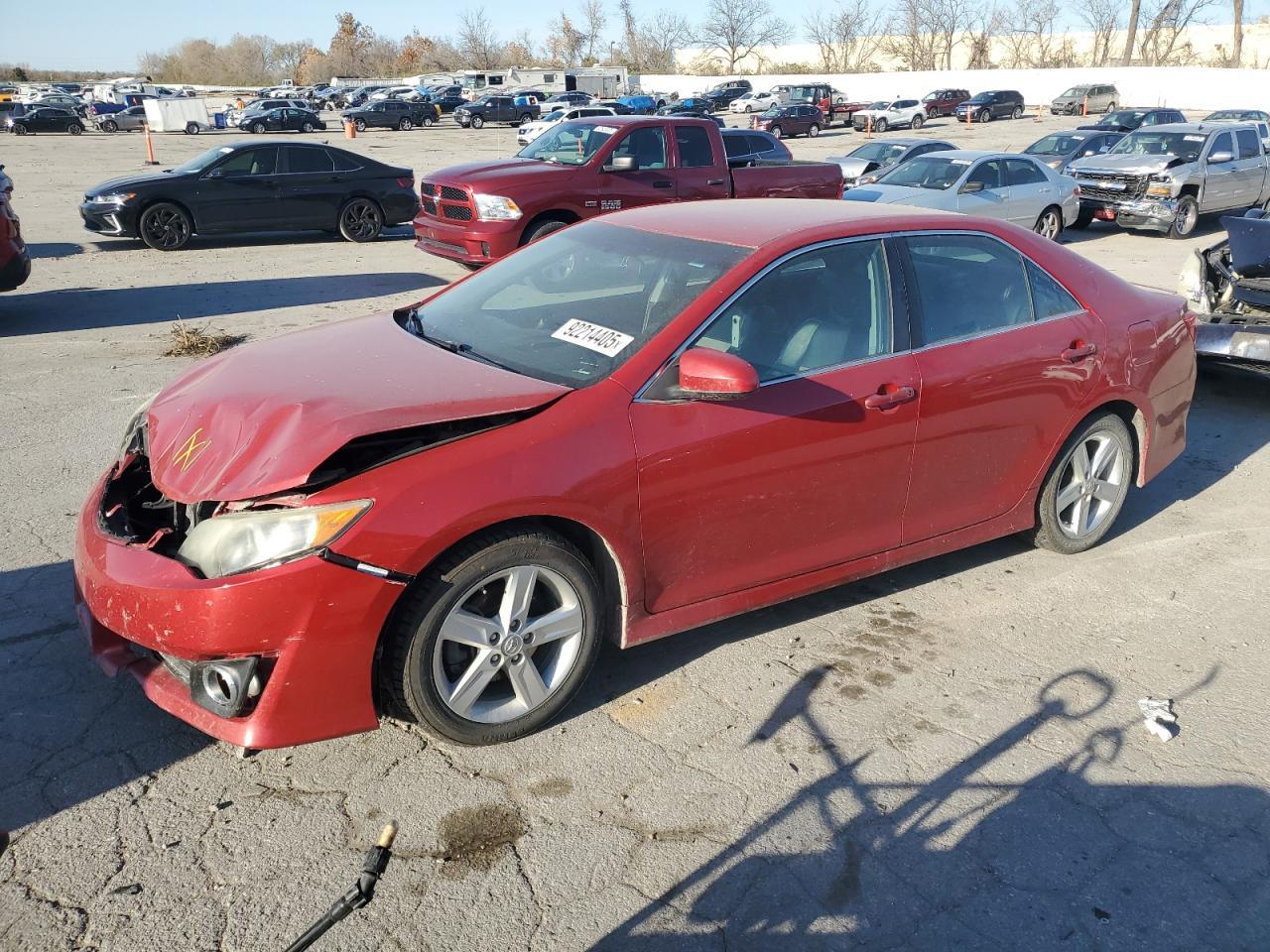 2013 TOYOTA CAMRY