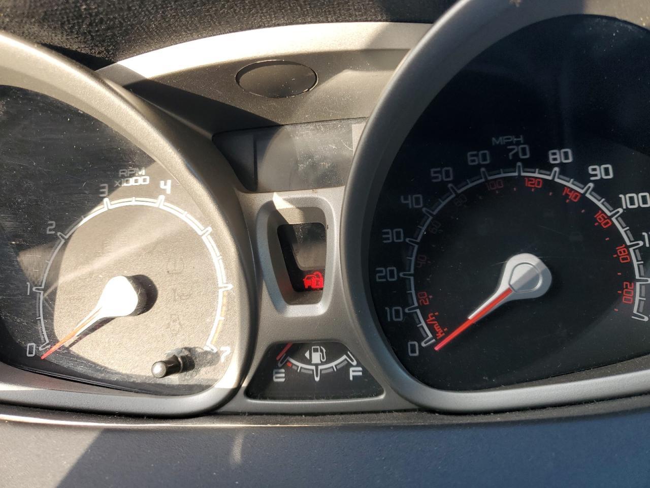 2011 FORD Fiesta
