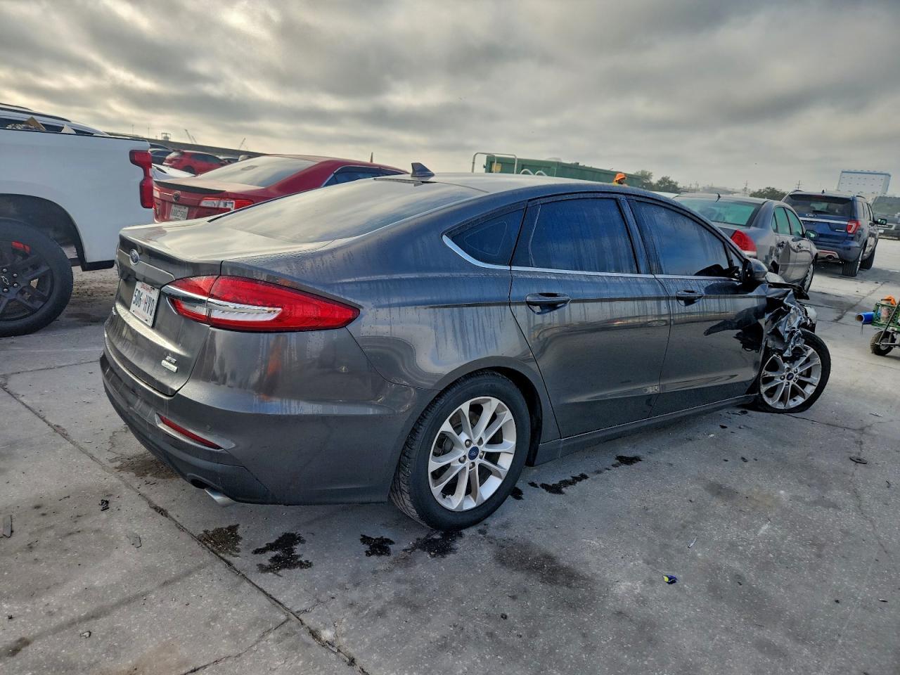 2020 FORD FUSION