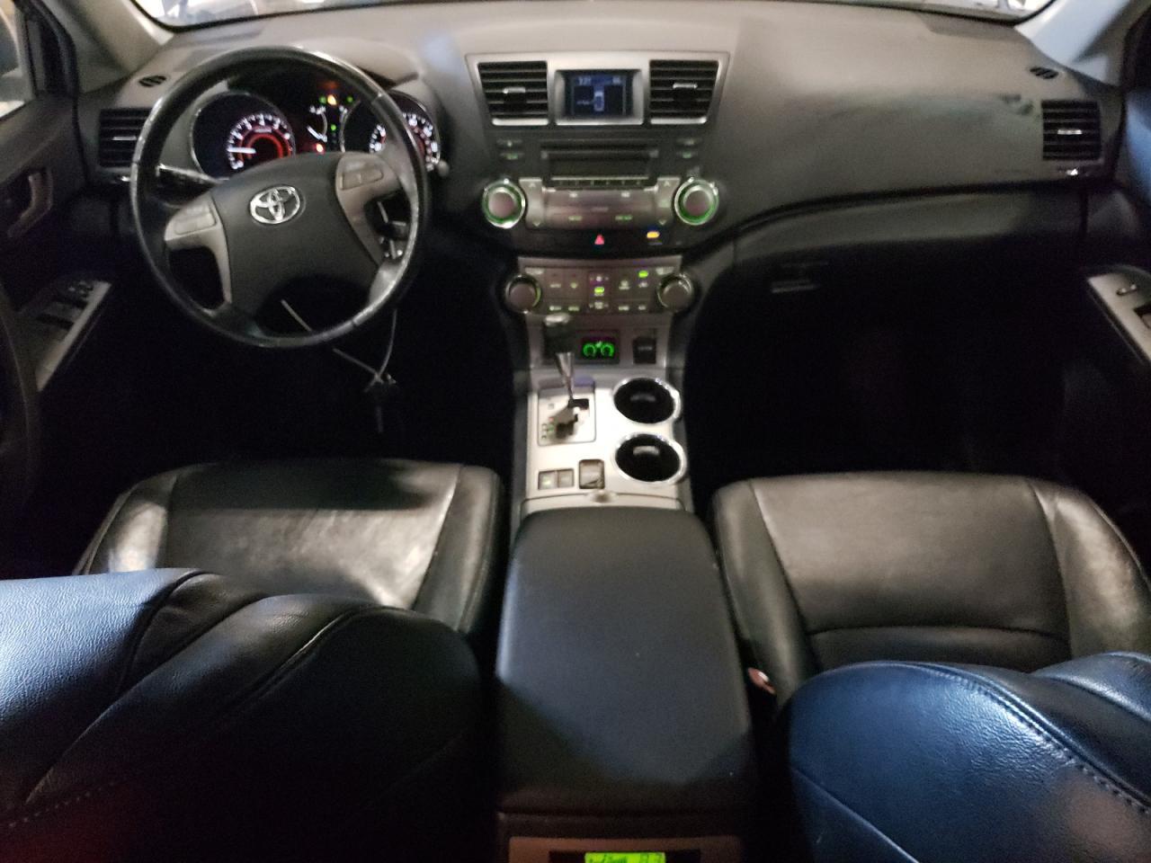 2010 TOYOTA HIGHLANDER