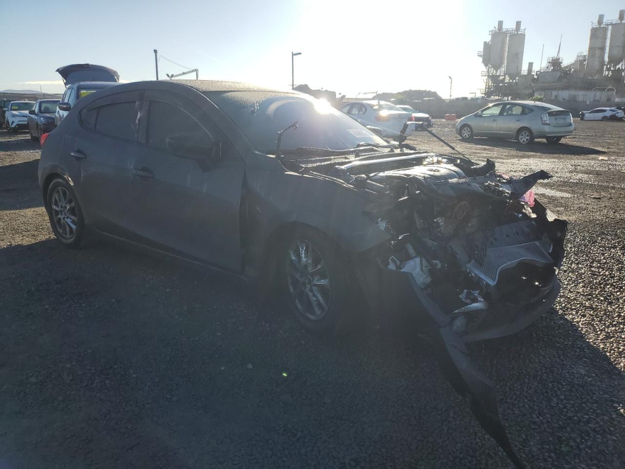 2015 MAZDA 3