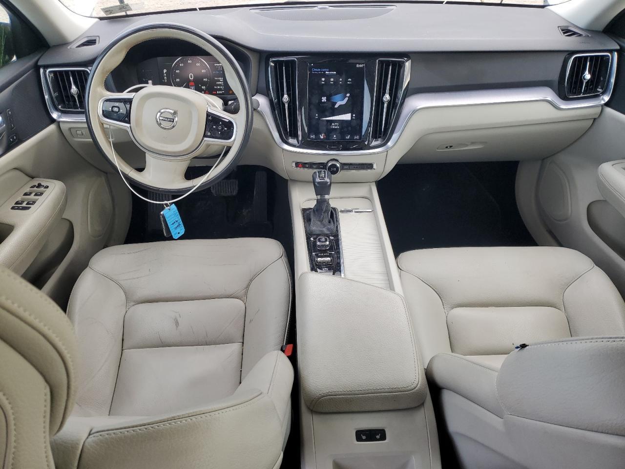 2019 VOLVO S60