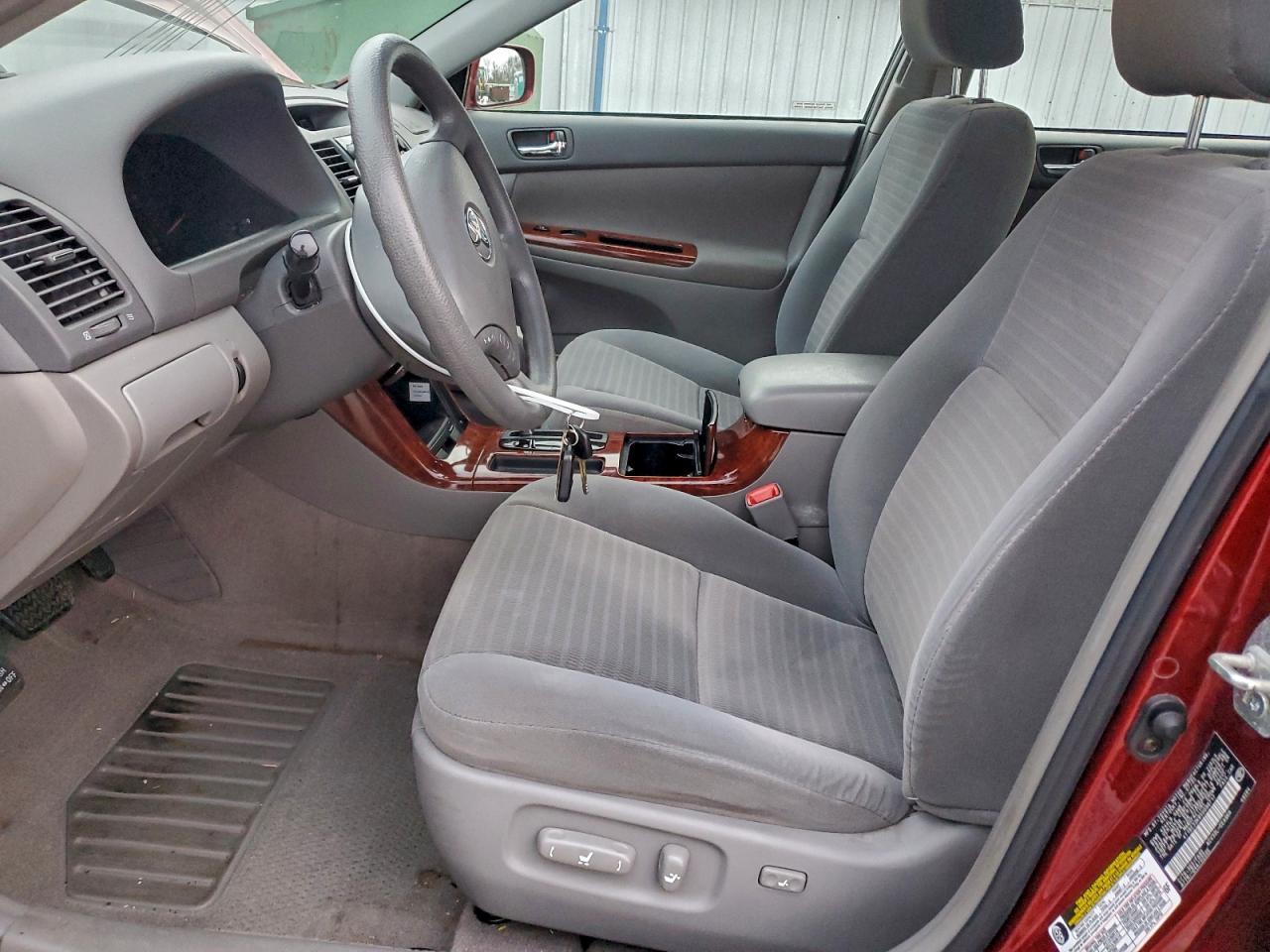 2005 TOYOTA CAMRY