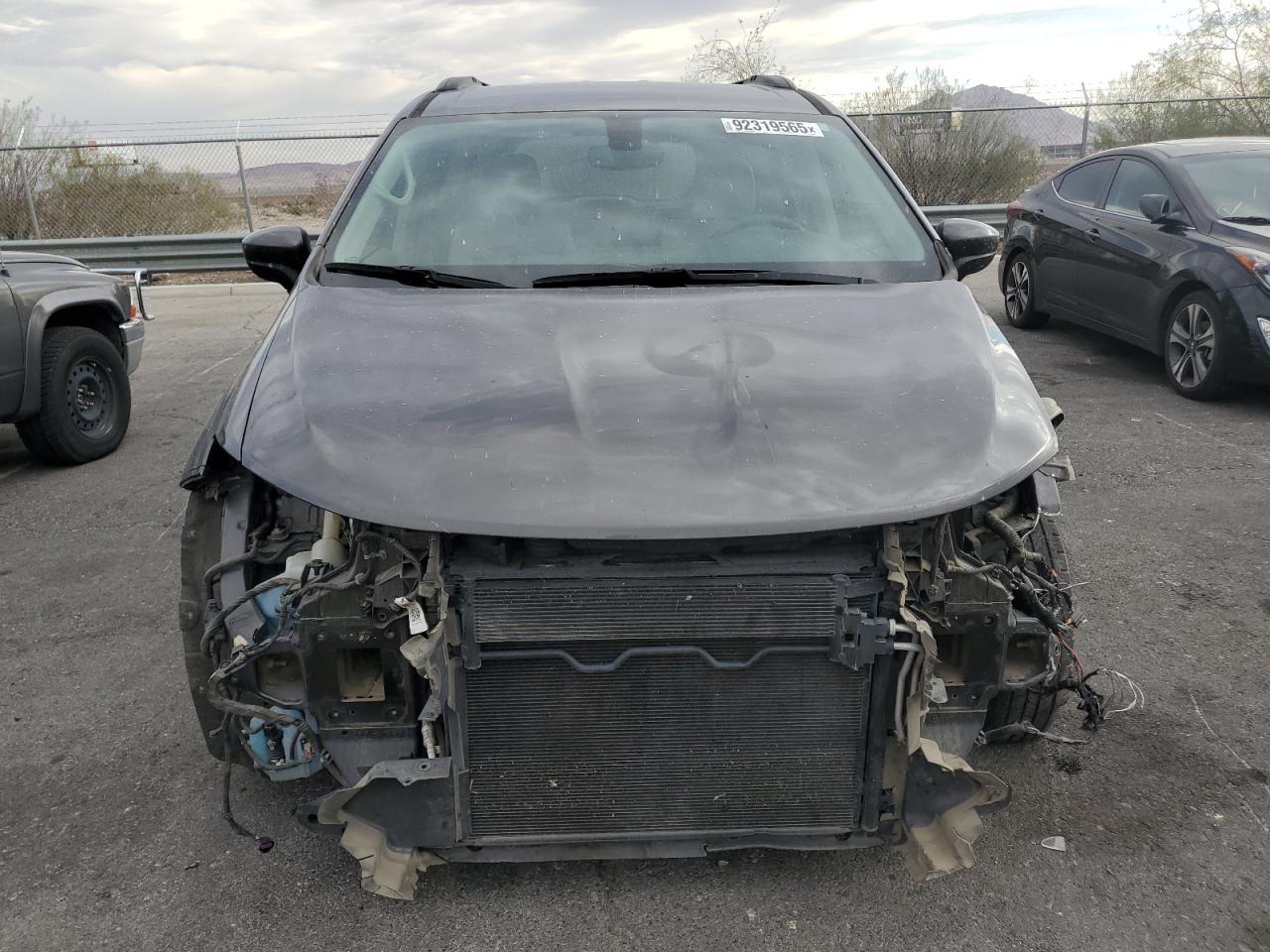 2021 CHRYSLER Voyager