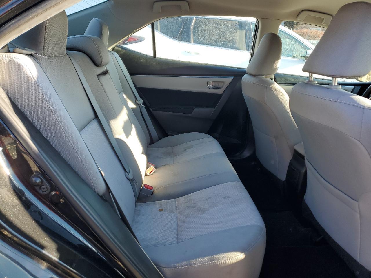 2015 TOYOTA COROLLA