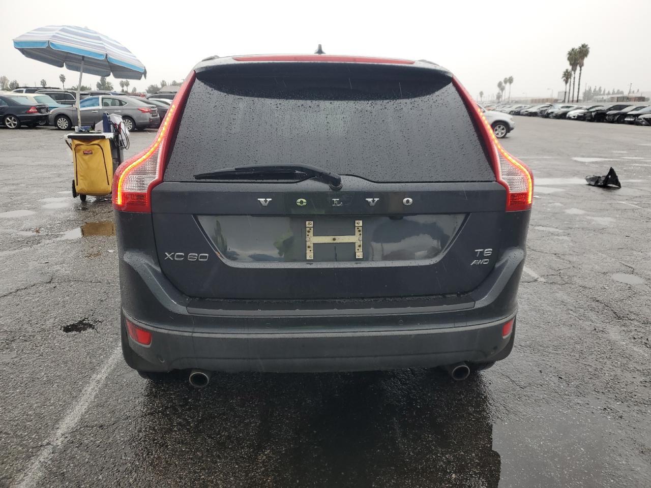 2012 VOLVO XC60