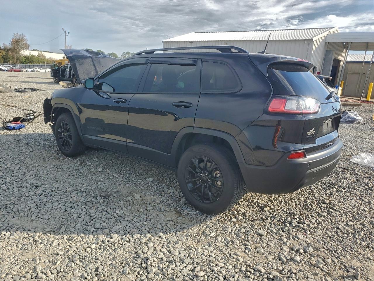 2023 JEEP CHEROKEE