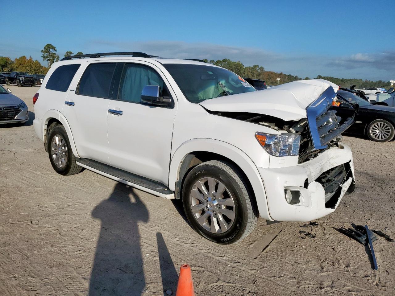 2012 TOYOTA Sequoia