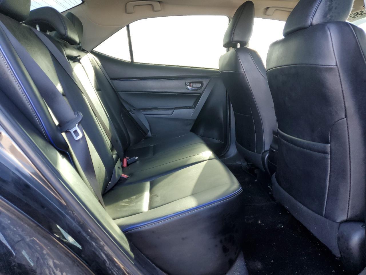 2017 TOYOTA COROLLA