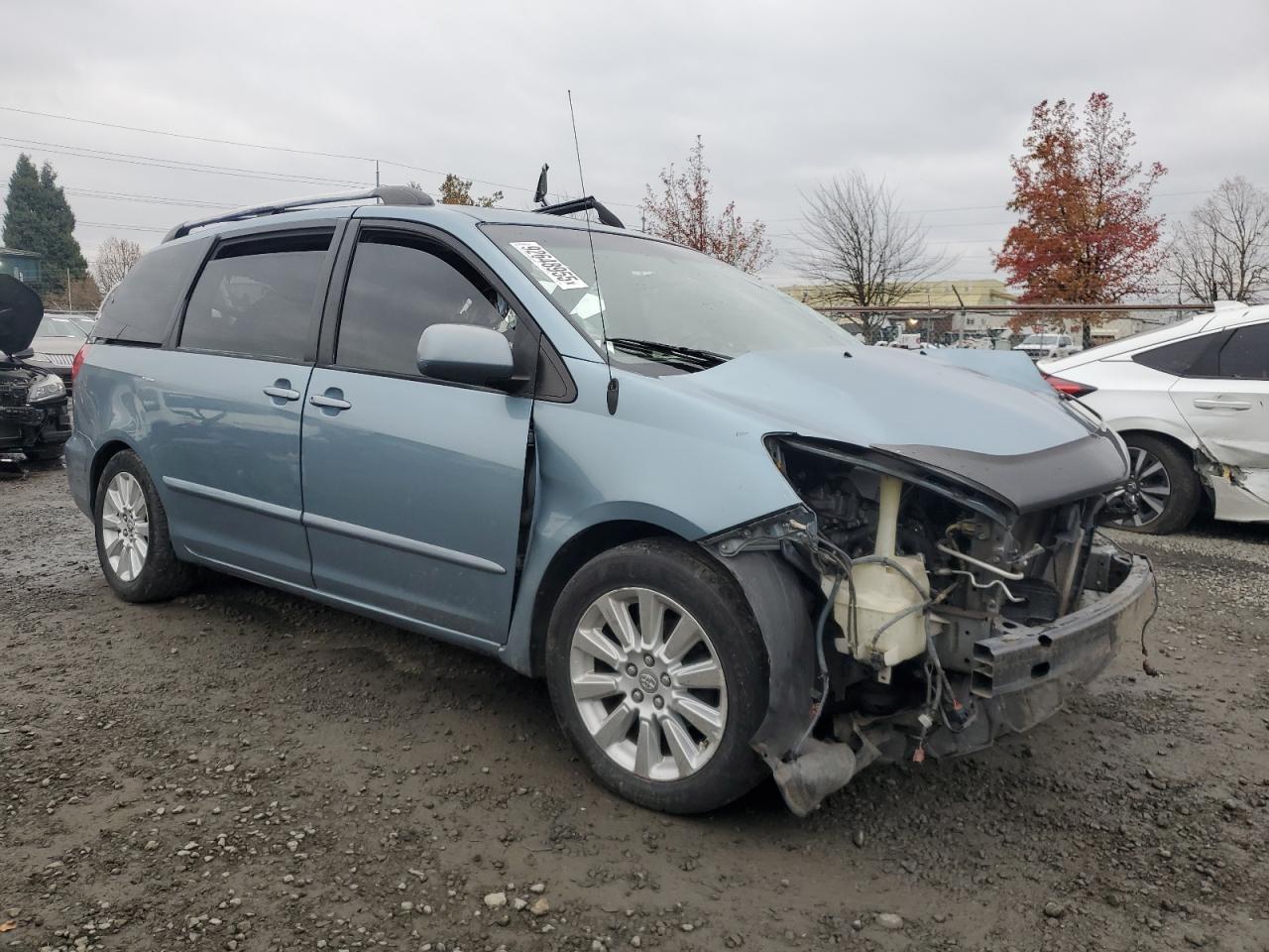 2008 TOYOTA SIENNA