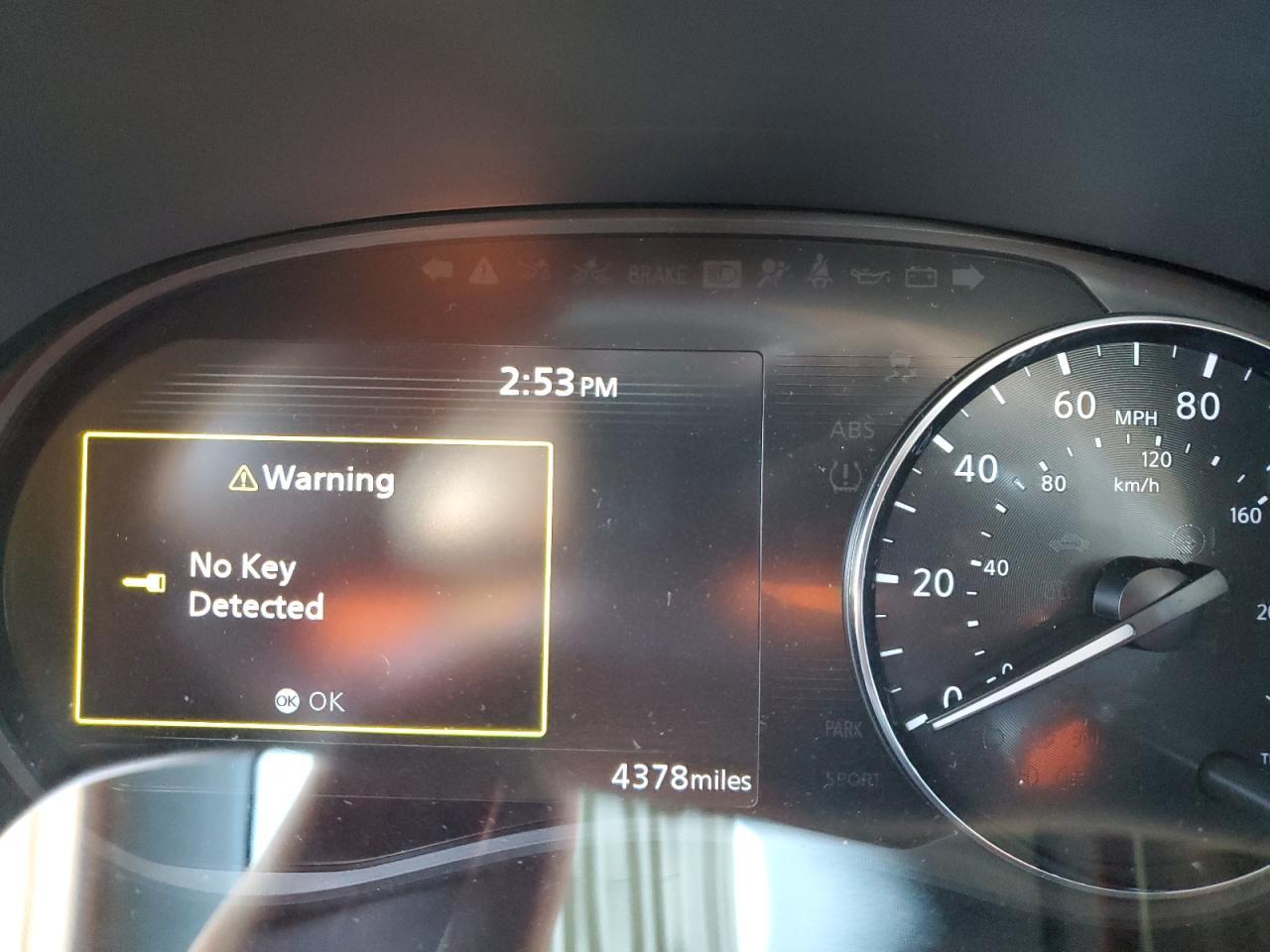 2024 NISSAN KICKS