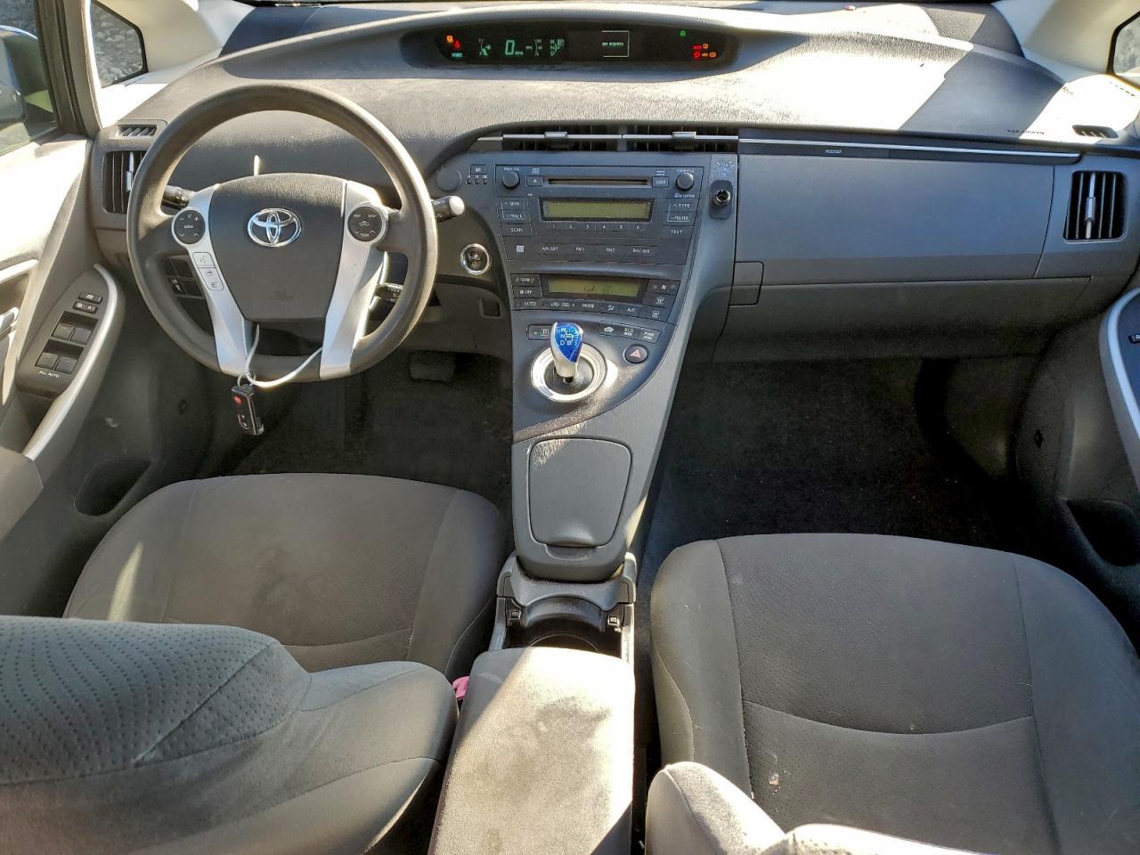2010 TOYOTA PRIUS