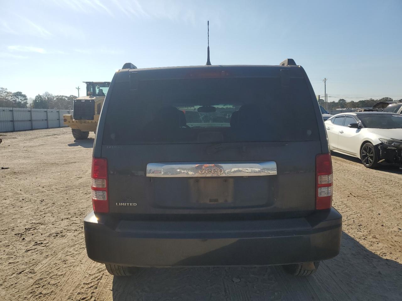 2011 JEEP Liberty