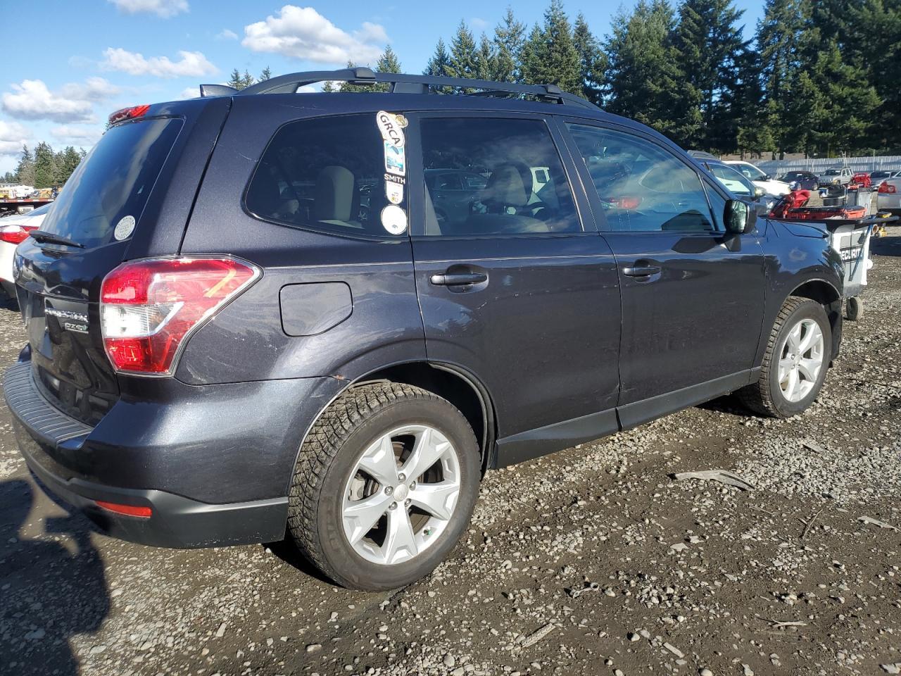 2016 SUBARU FORESTER
