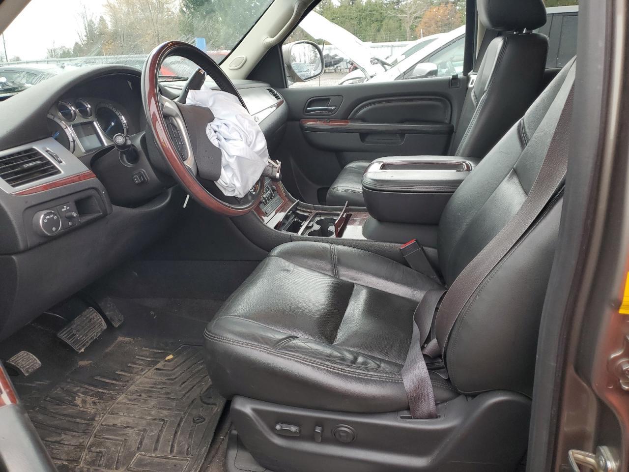 2014 CADILLAC Escalade ESV
