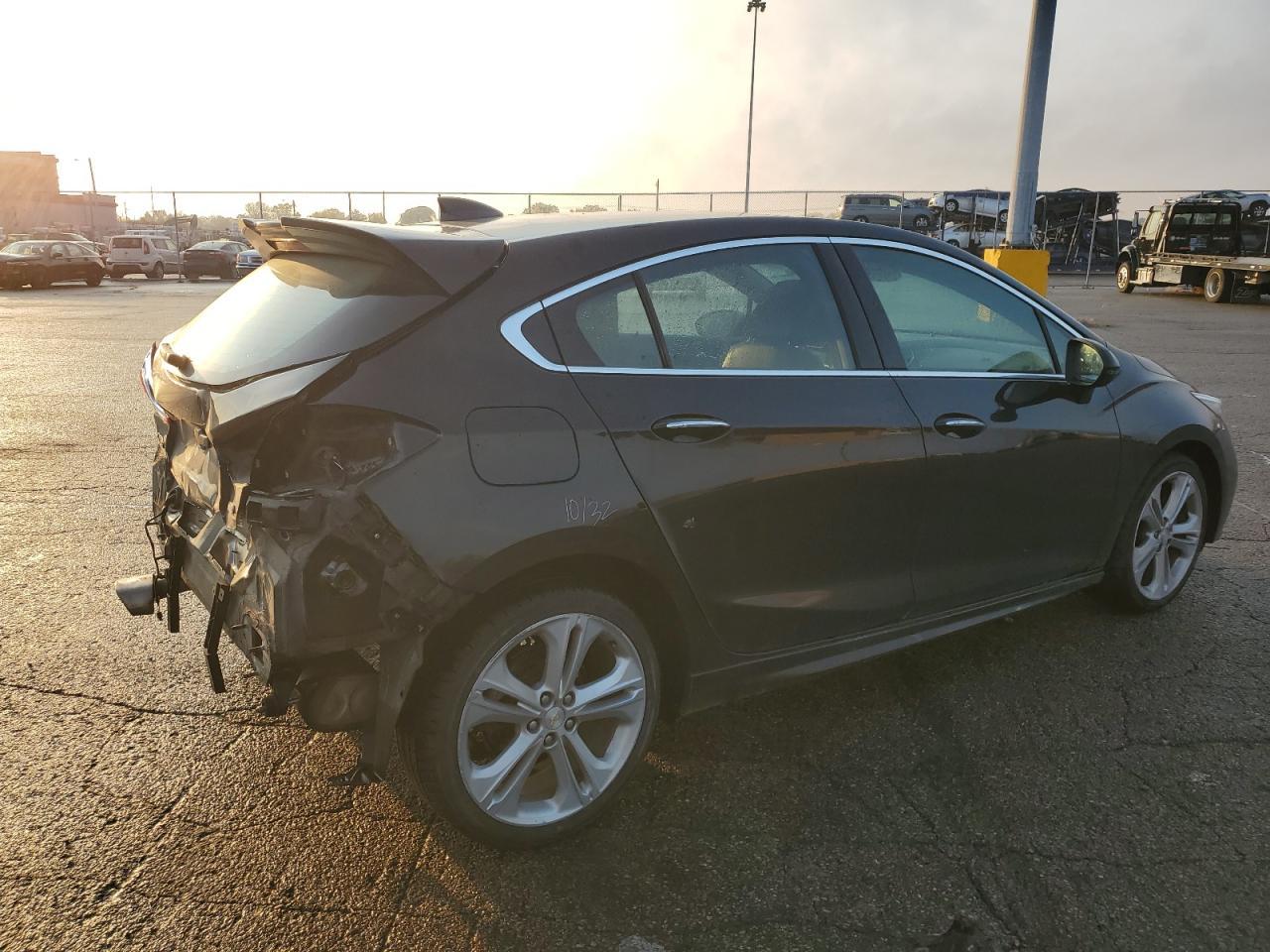 2018 CHEVROLET CRUZE