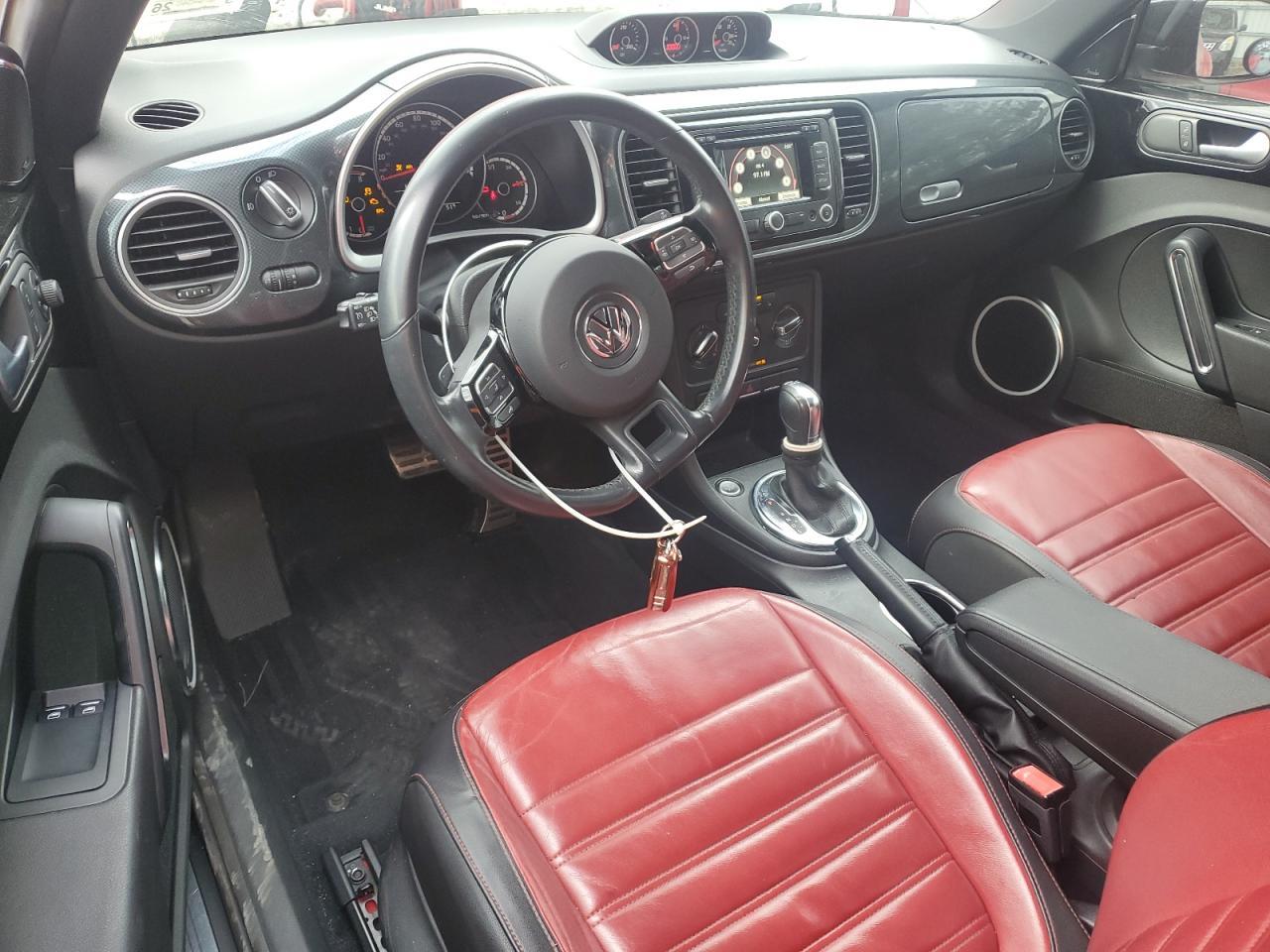 2013 VOLKSWAGEN Beetle