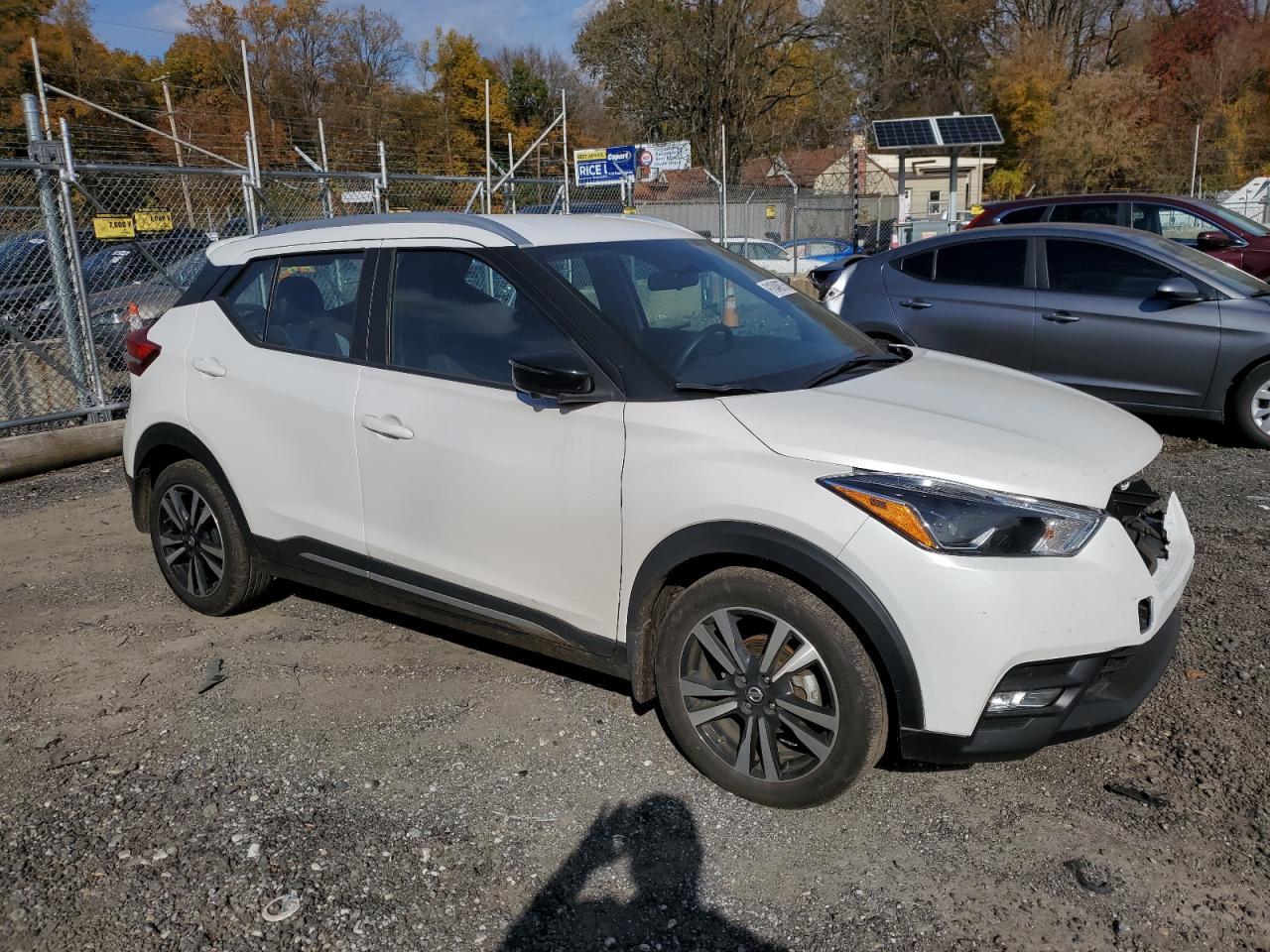 2019 NISSAN KICKS