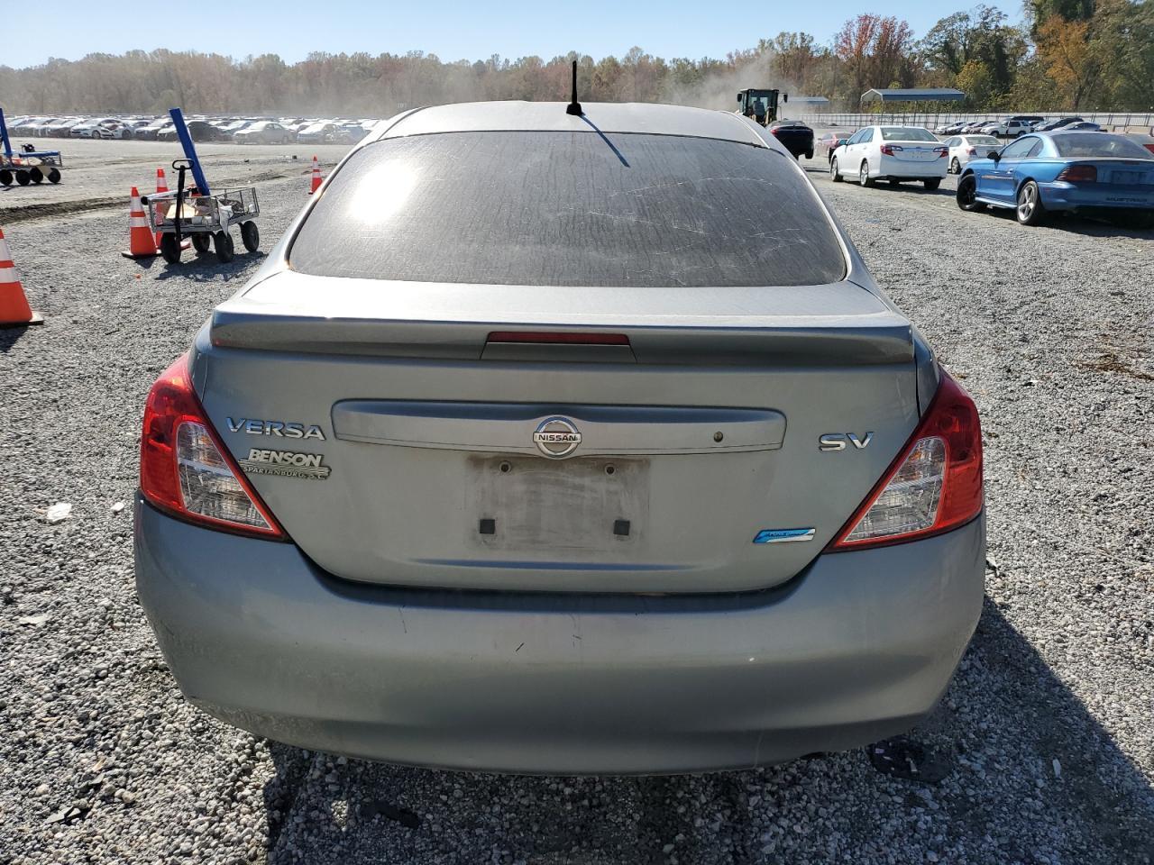 2013 NISSAN VERSA