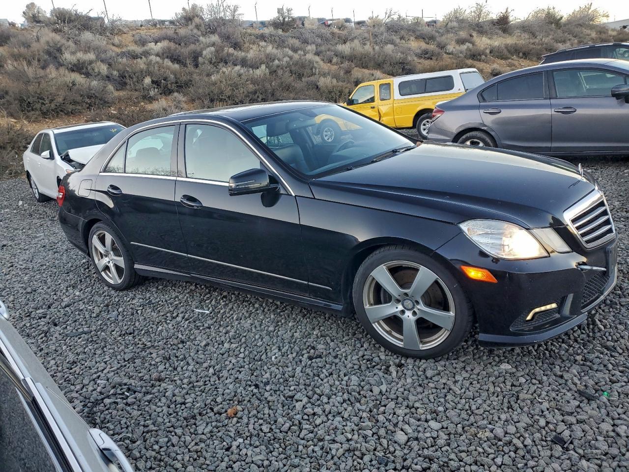 2011 MERCEDES-BENZ E-Class
