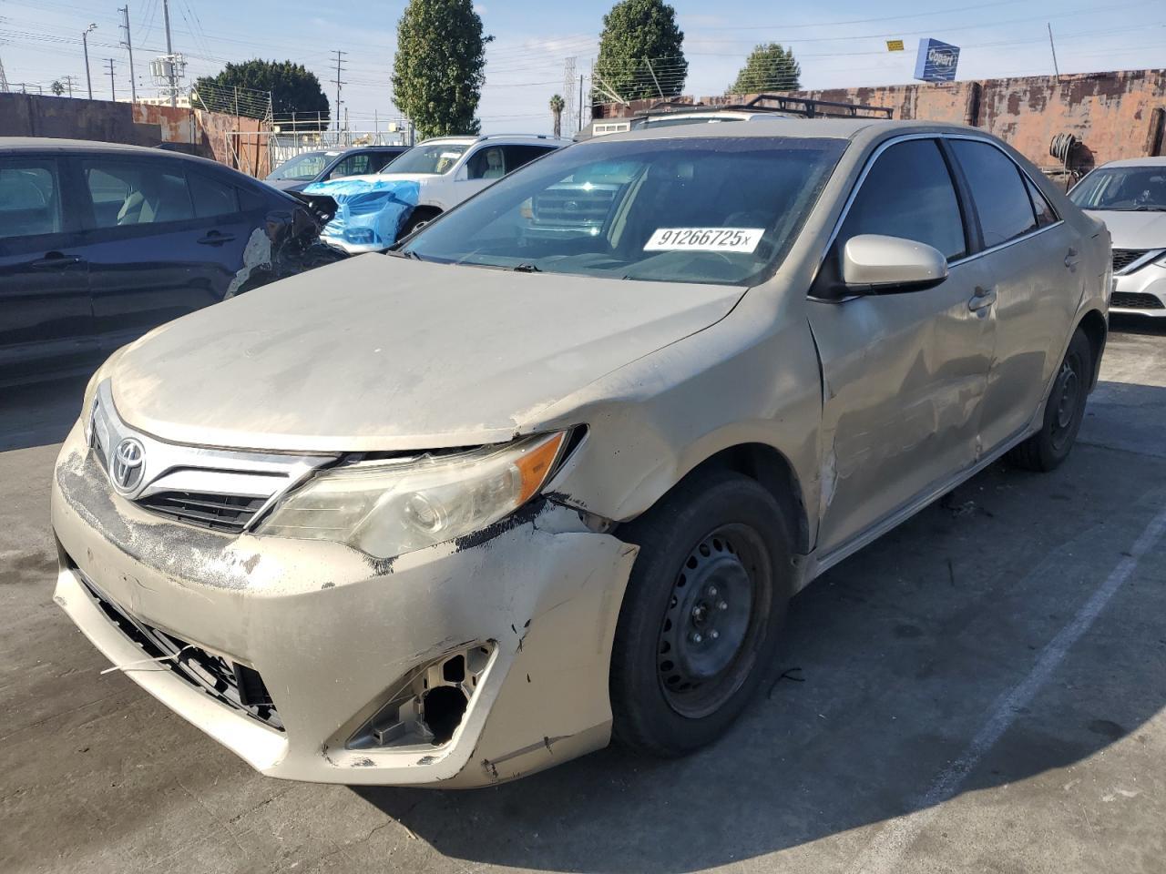 2014 TOYOTA CAMRY