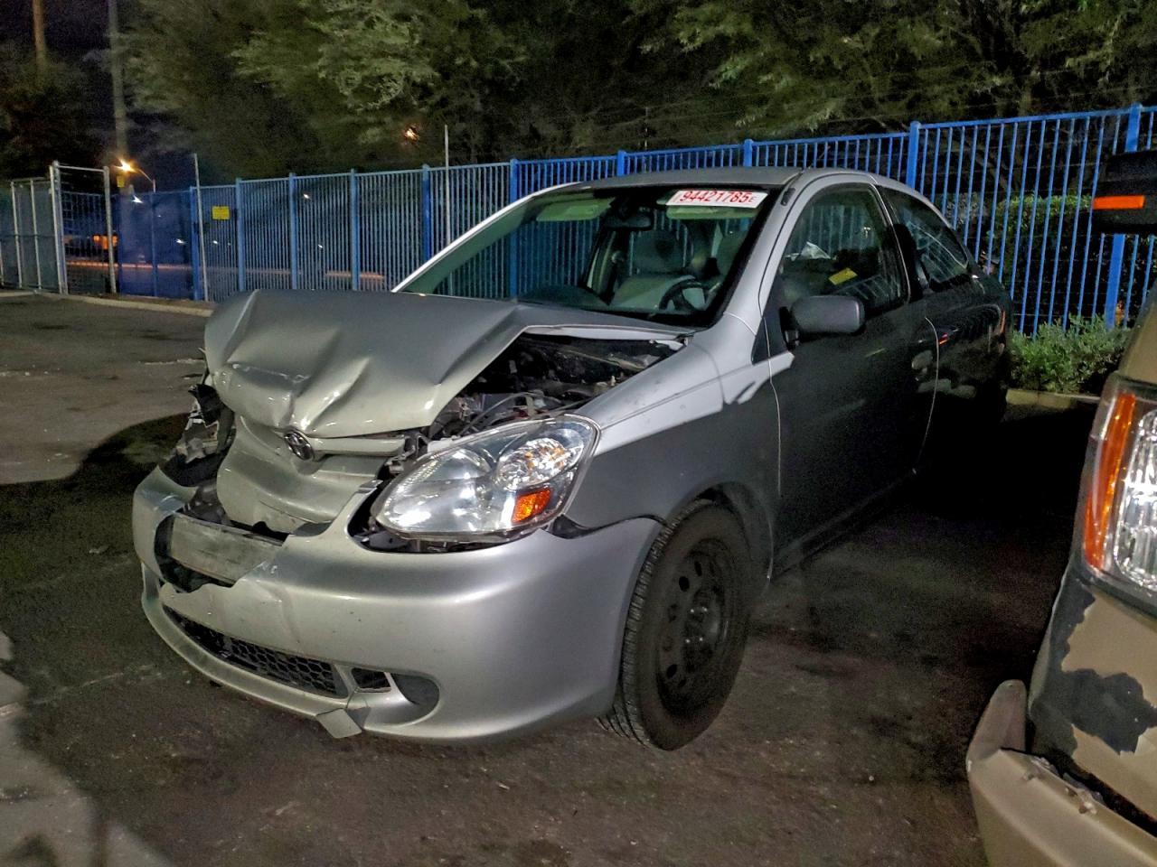 2005 TOYOTA ECHO