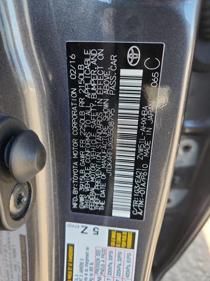 2016 TOYOTA PRIUS