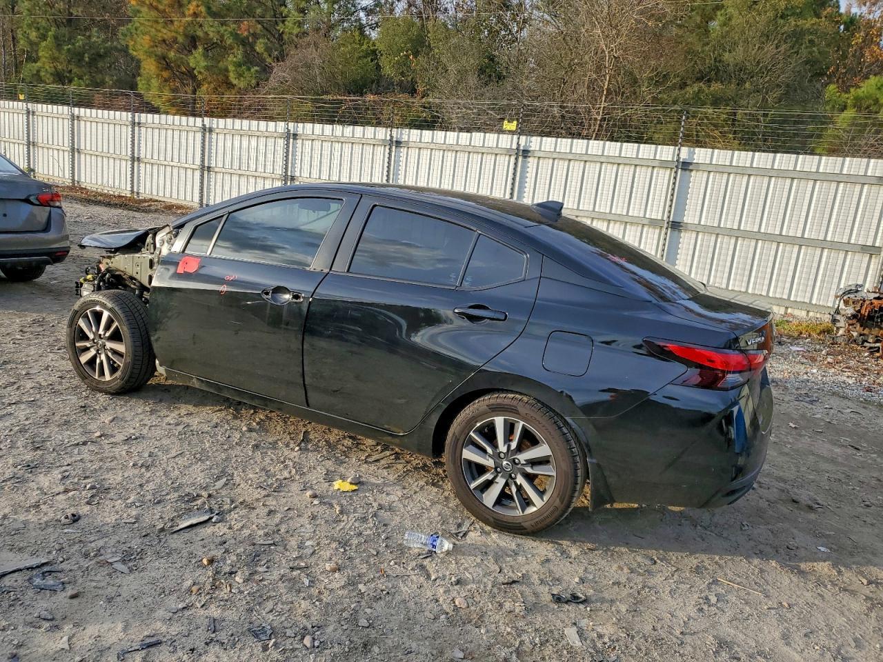 2021 NISSAN VERSA