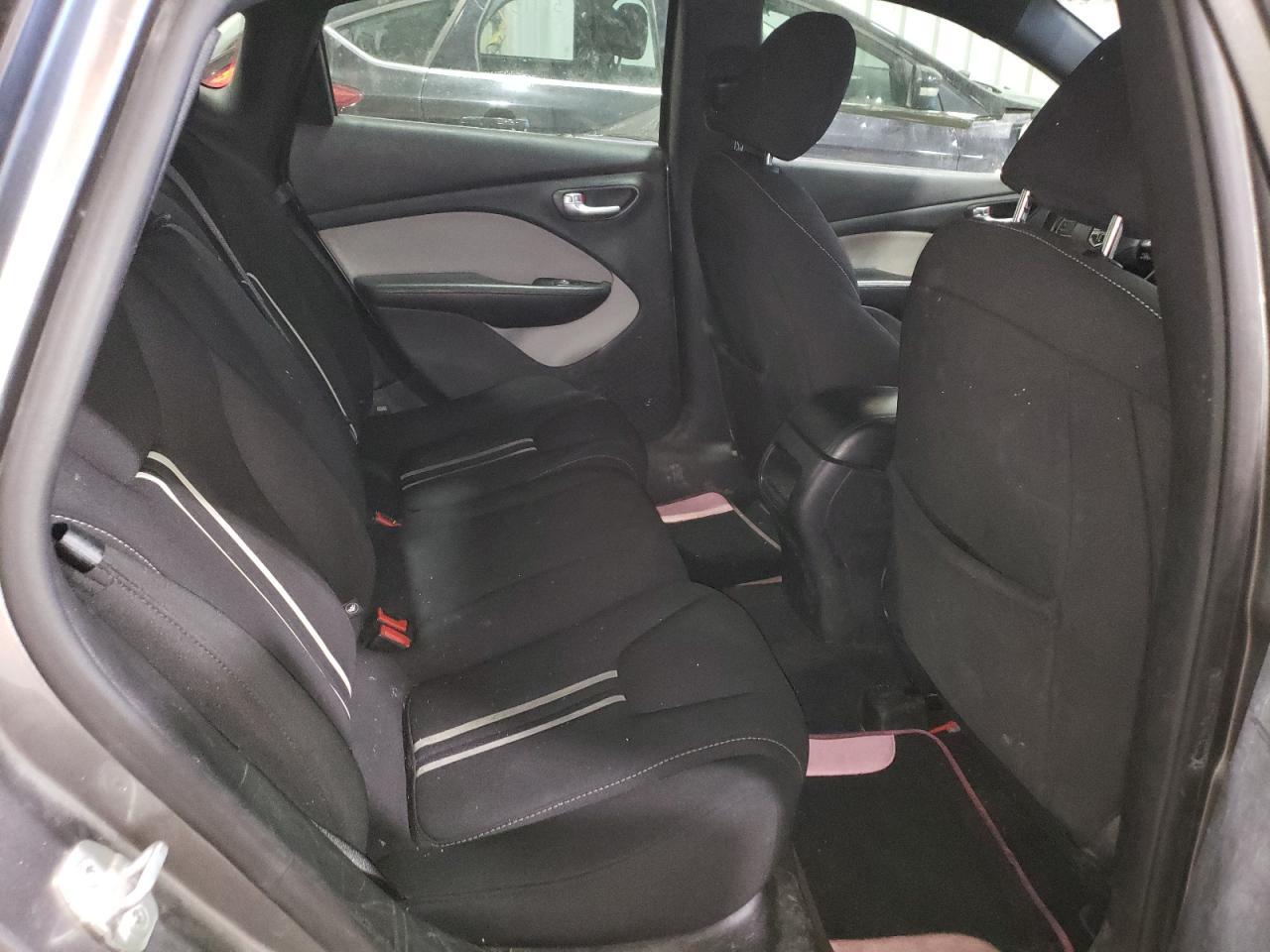 2013 DODGE Dart