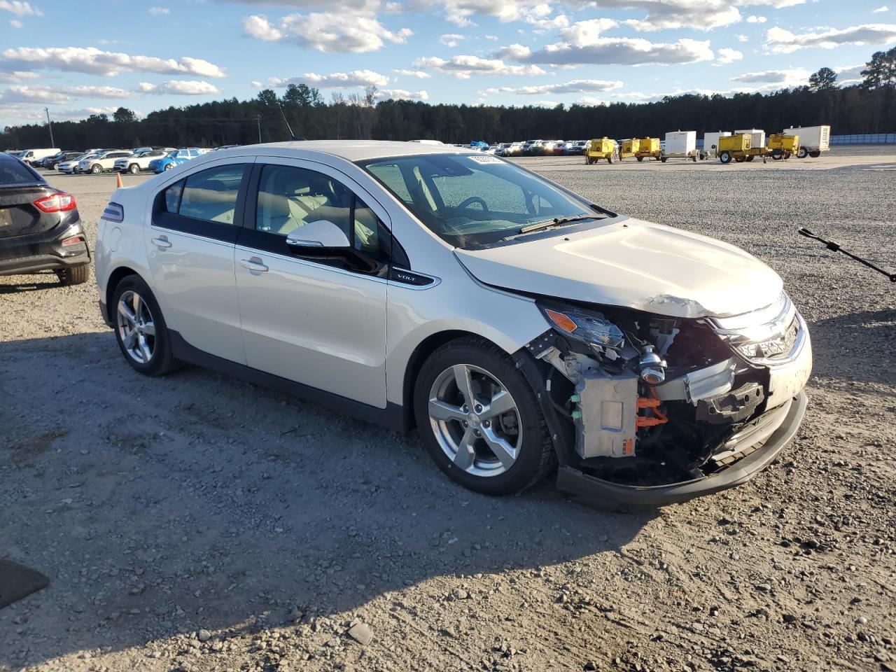 2013 CHEVROLET VOLT