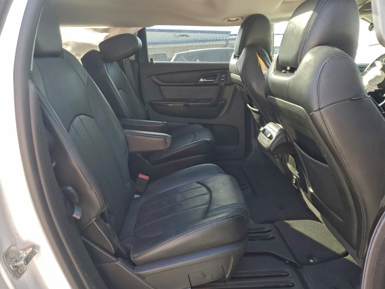 2017 CHEVROLET TRAVERSE